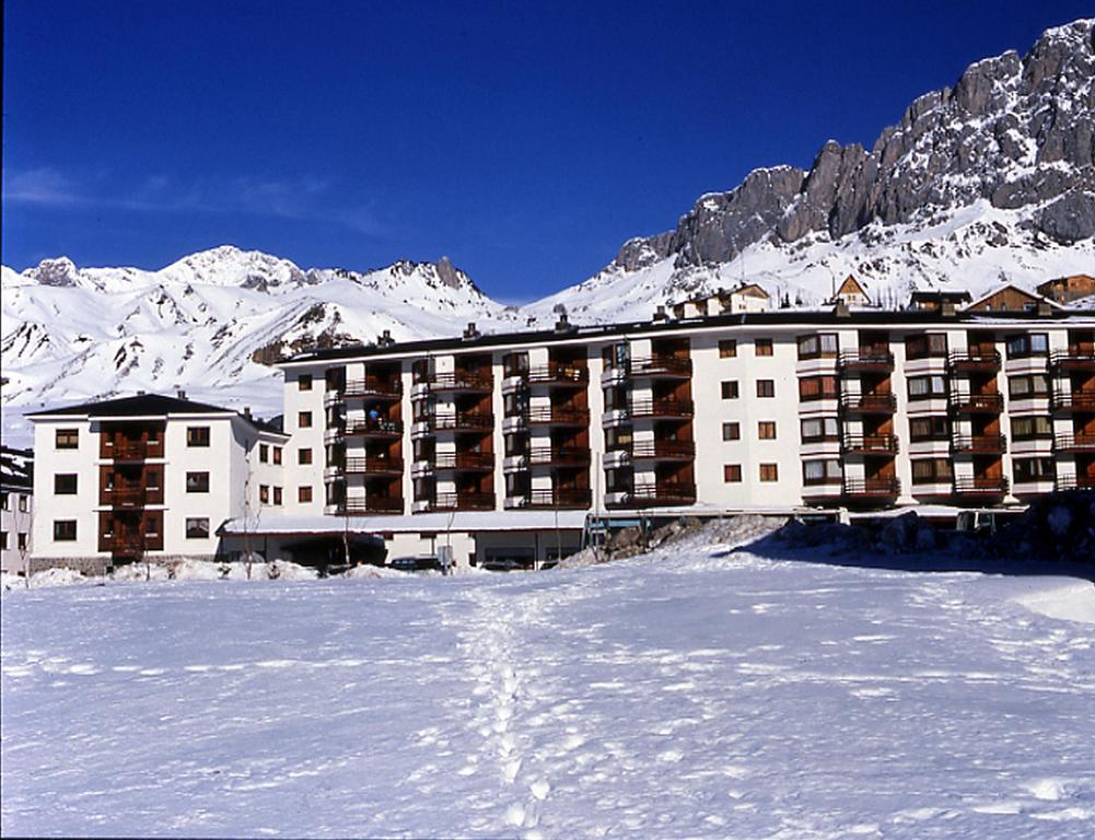 Hotel Nievesol Formigal Exteriér fotografie